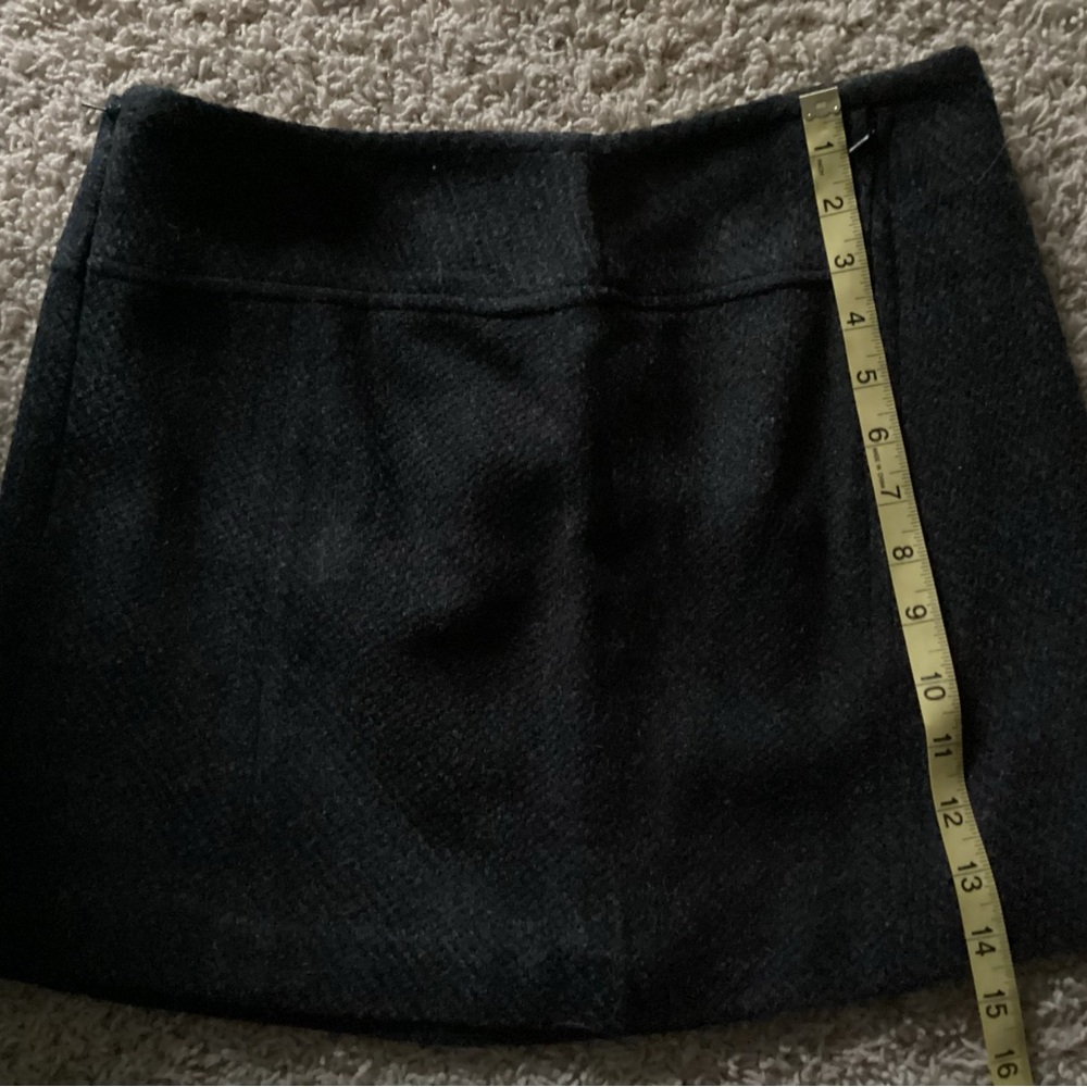 Black Women's Dalia Collction Wool/acrylic  Mini  Skirt Size 8 Petite